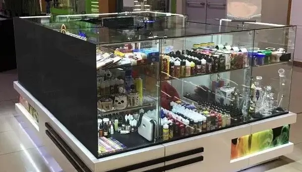 Монтаж смарт-витрин